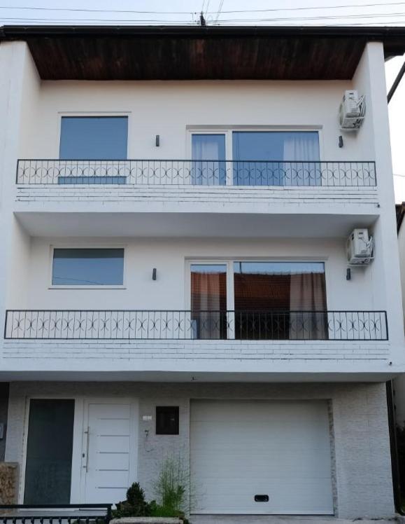 Unique Apartments Visoko Zewnętrze zdjęcie